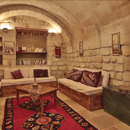Heaven Cave House - Razziya Evi-3