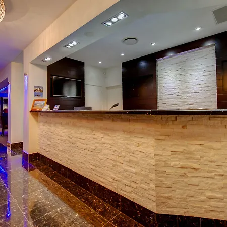 Western Downs Motor Inn-3