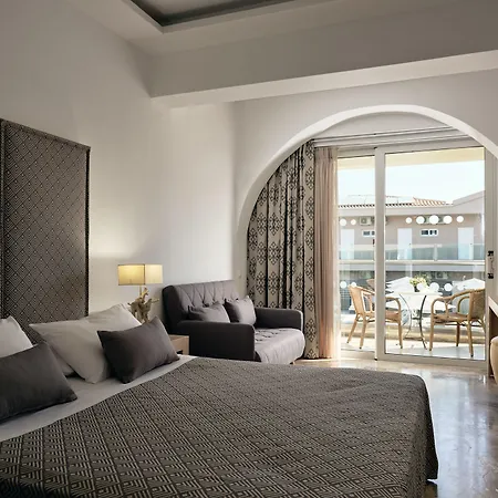 Park Hotel & Spa-Adults Only-3