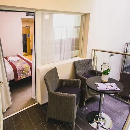 Mannin Hotel-3