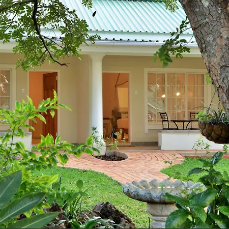 Batonka Guest Lodge-3