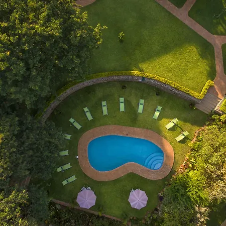 Batonka Guest Lodge-3