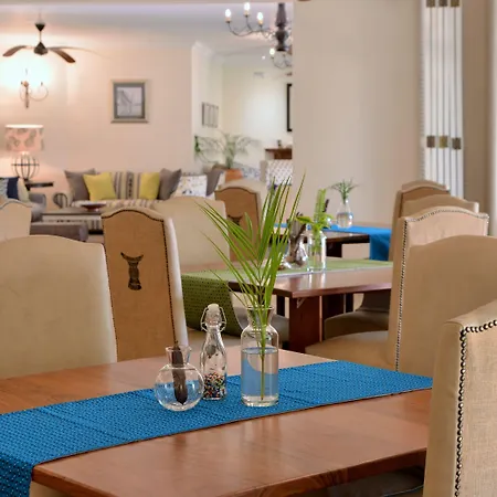 Batonka Guest Lodge-3