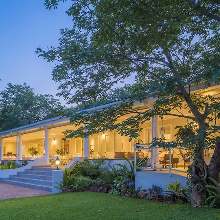 Batonka Guest Lodge-3