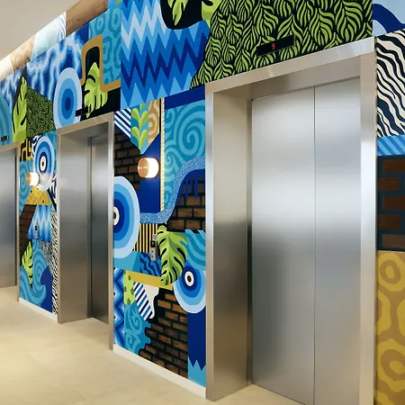 Holiday Inn Express Adelaide City Centre By Ihg-3
