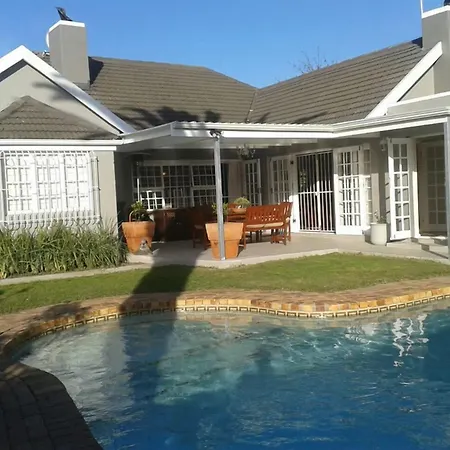 Brookdale House-3