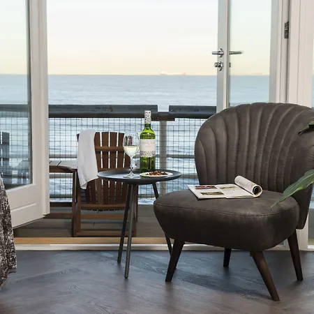 De Pier Suites-3