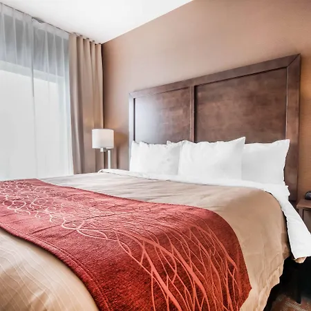 Comfort Inn & Suites Merritt-3