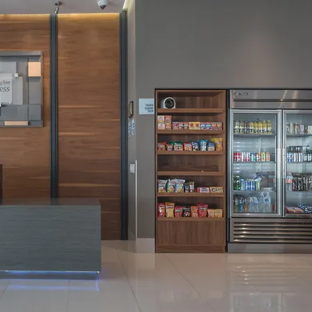 Holiday Inn Express & Suites Silao Aeropuerto Terminal By Ihg-2