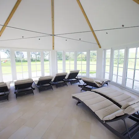 Hotel und Spa Lundenbergsand-3