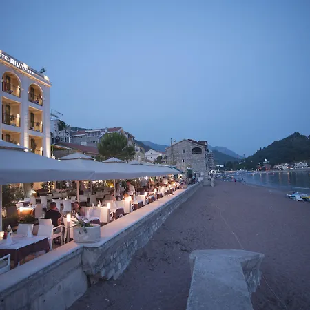 Hotel Riva By Aycon-2