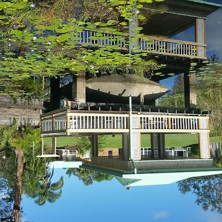 Hilltop Hideaway-2