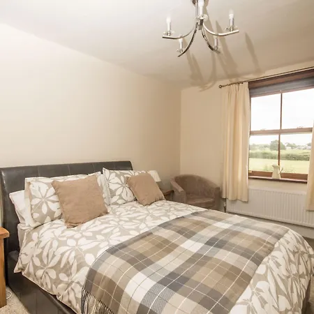 Stanley Lodge Farmhouse-3