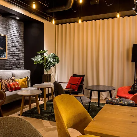 Laz' Hotel Spa Urbain Paris-2