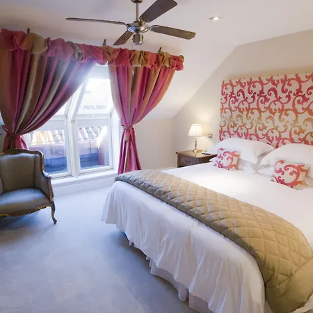 Hall Farm Hotel And Restaurant-3