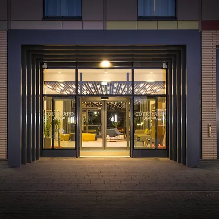 Courtyard By Marriott Edinburgh West-2