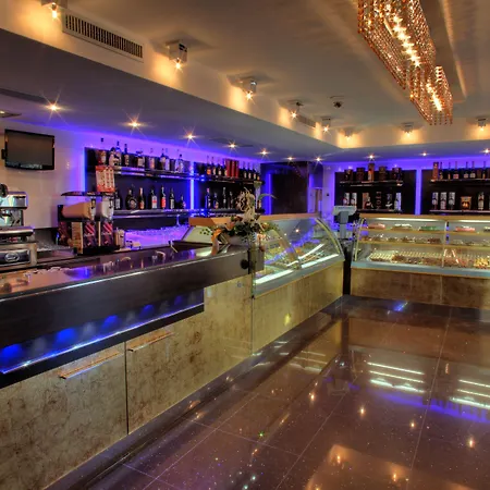 Hotel Cenacolo-2