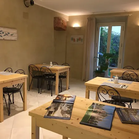 White Lilac Romantic B&B - Adults Only-3