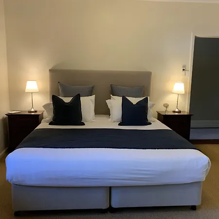 Guildford River Retreat-2