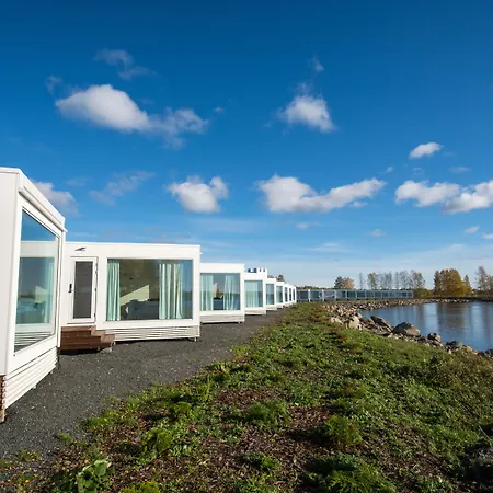 Seaside Glass Villas-3