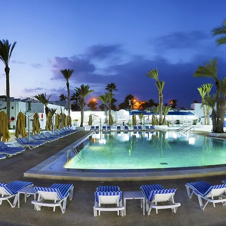 Hari Club Beach Resort-2