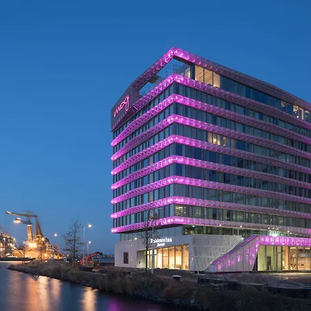 Moxy Amsterdam Houthavens-3