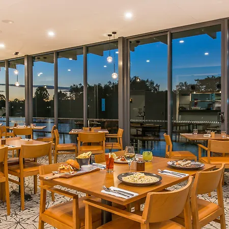 Best Western Plus North Lakes Hotel-2