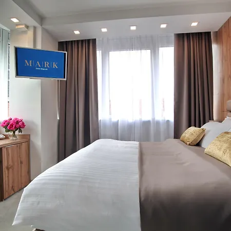 Mark Hotel-3