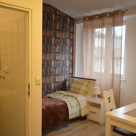 Cracow Central Aparthotel-3