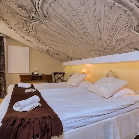 The Town House (Adults Only)-2