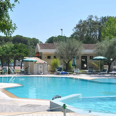 Borgo Degli Ulivi Natural Resort-3