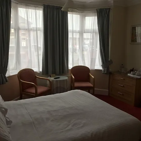 Merton House-3