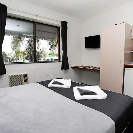 Banjo Paterson Motor Inn-2