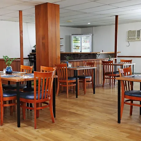 Banjo Paterson Motor Inn-3