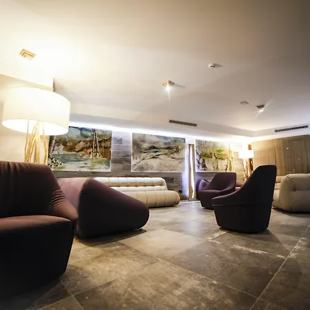 National Park Hotel & Spa-3