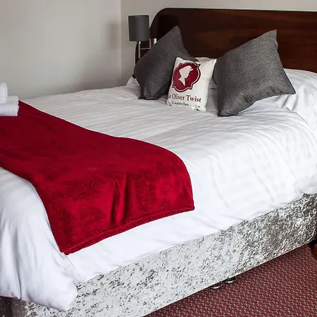 Oliver Twist Country Inn-3
