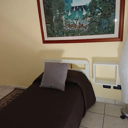 Guest House Brezza Marina-2