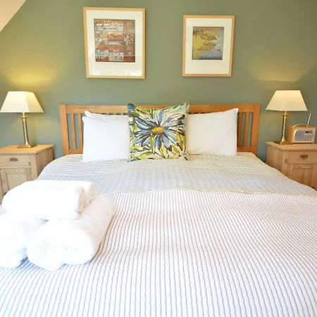 The Dolphin Inn-3