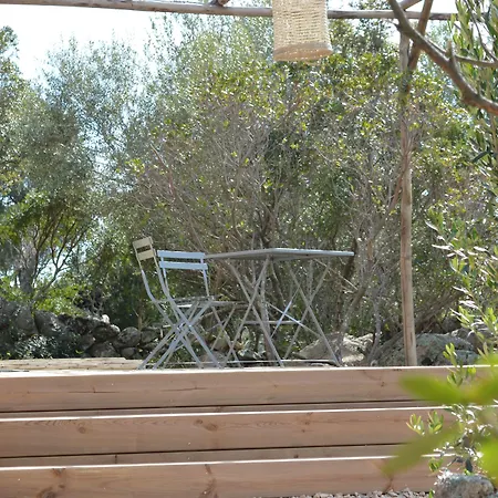 Les Petites Maisons-2