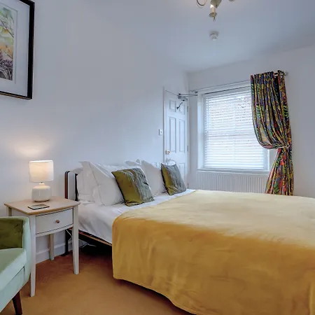 Regency Guest House-2