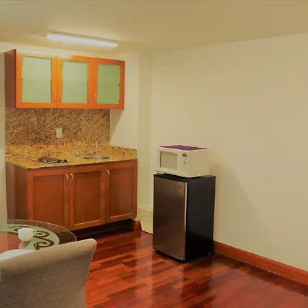 Condesa Suites-2