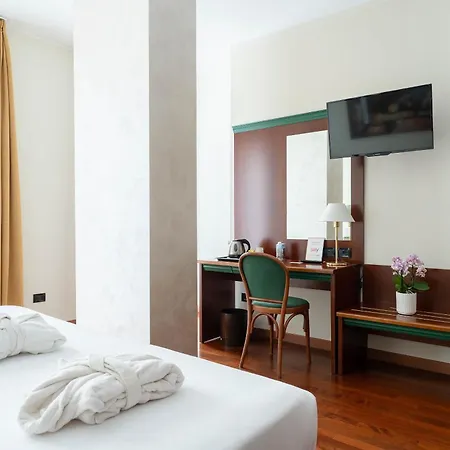 Hotel Raffaello-3