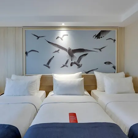 Ramada By Wyndham Istanbul Old City-3