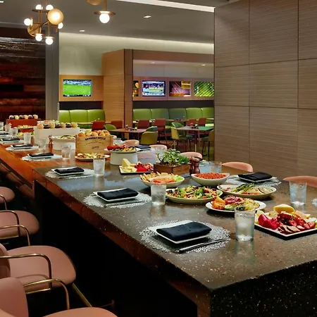 Atlanta Airport Marriott Gateway-2