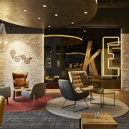 Hotel Indigo Berlin - East Side Gallery By Ihg-3