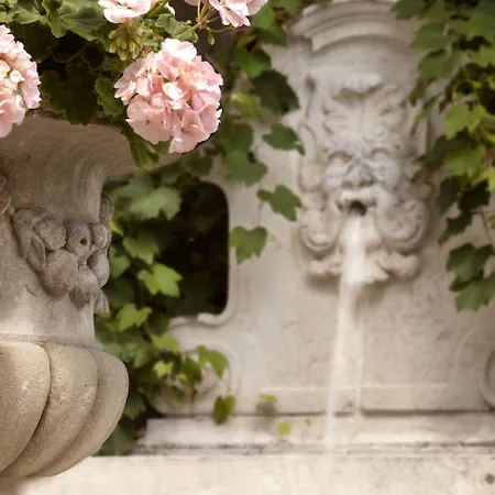 Villa Sizzo Relais B&B-2
