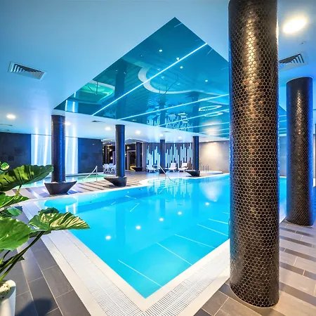 Wellton Riverside SPA Hotel-3