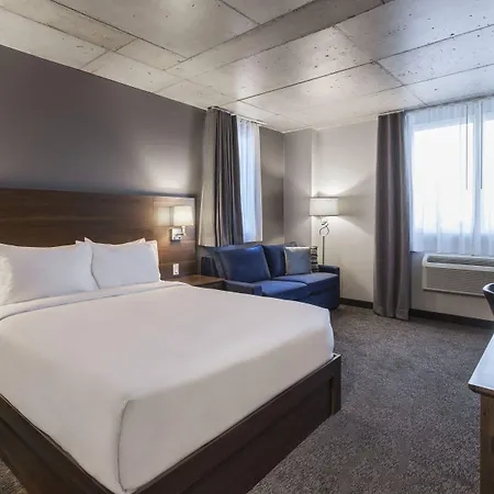 Imperia Hotel Et Suites Boucherville-2