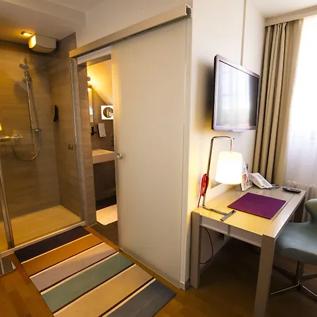 Maurers Zollamt Hotel-2
