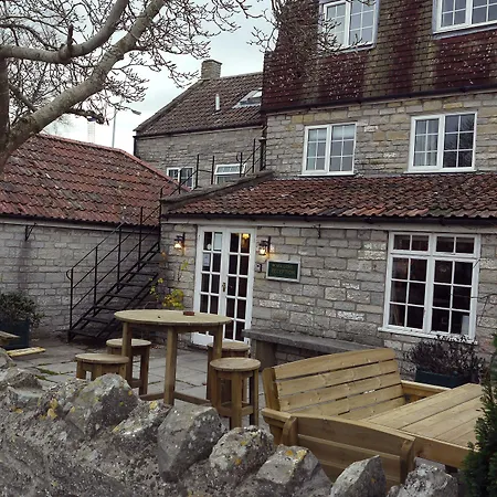 Mullions 51 B&B-2